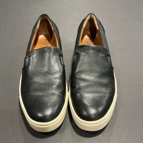 Frye Ivy Black Leather Slip On Sneakers Women’s 7.5 - Picture 2 of 12